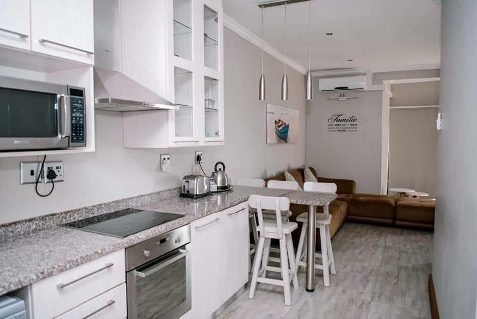 61 Cabanas Durban Luaran gambar